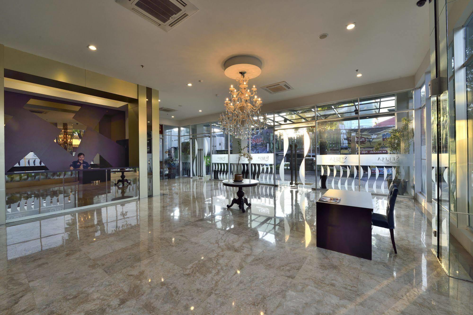 Serela Cihampelas By Kagum Hotels Бандунг Екстериор снимка