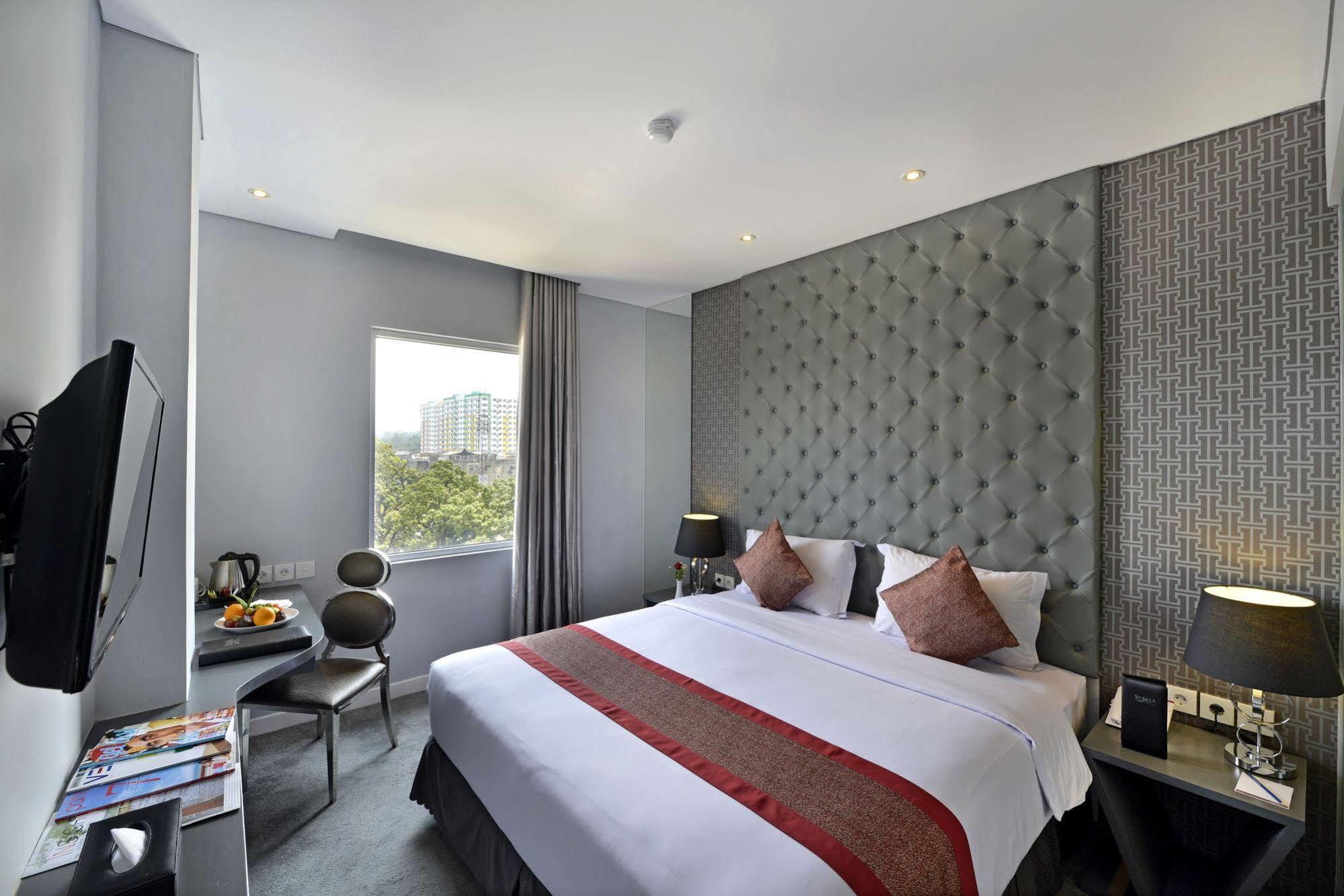 Serela Cihampelas By Kagum Hotels Бандунг Екстериор снимка